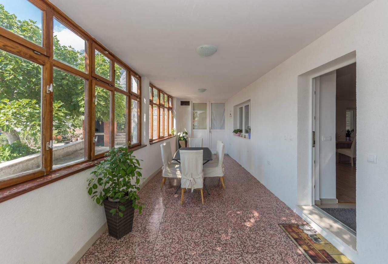 Apartment Strawberry Makarska Exteriör bild