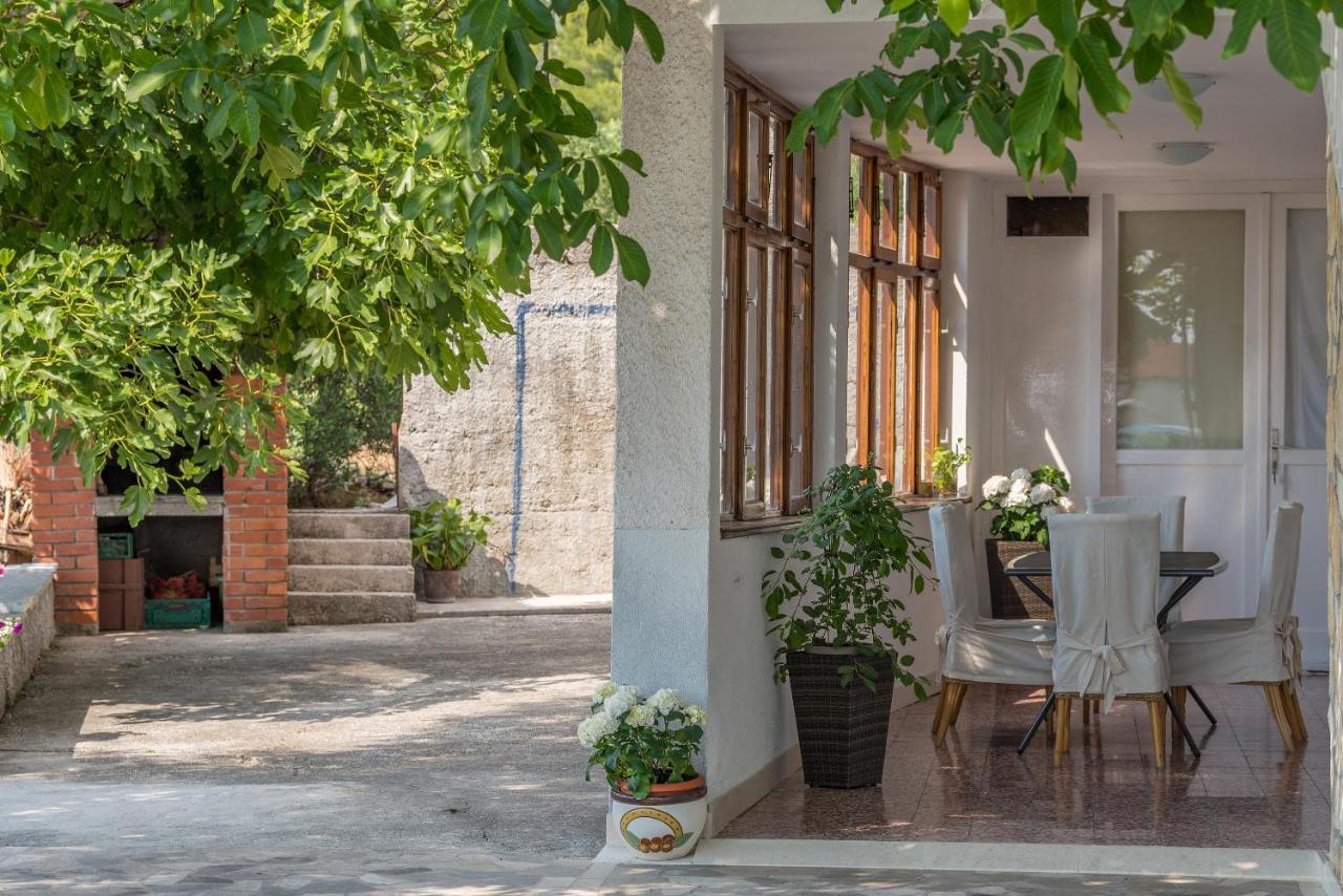 Apartment Strawberry Makarska Exteriör bild